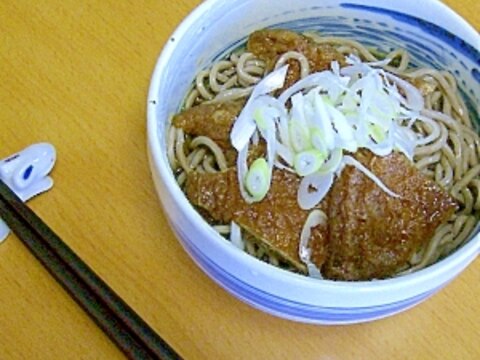 暑い日のお昼に、冷やしきつねそば